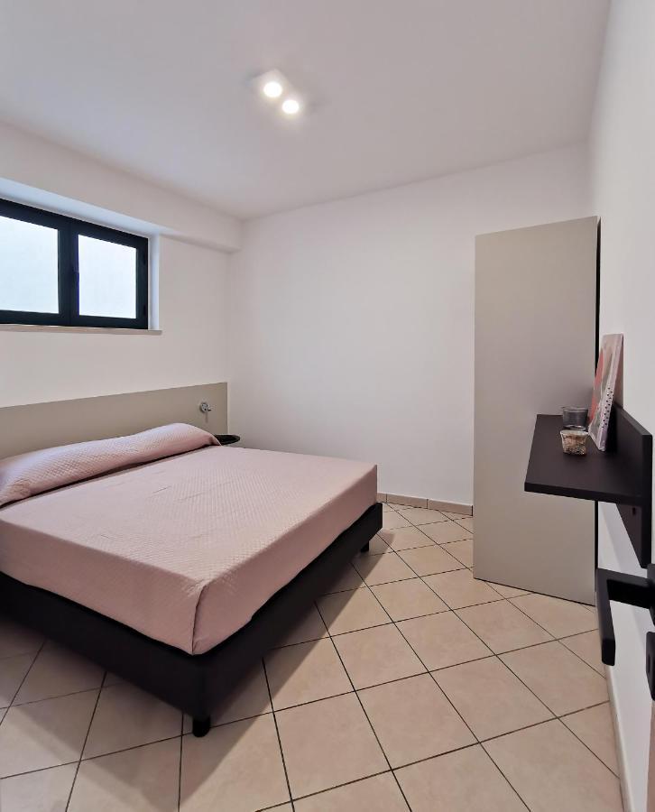 Magico Apartments - 450M Dalla Spiaggia Capo d'Orlando Bagian luar foto