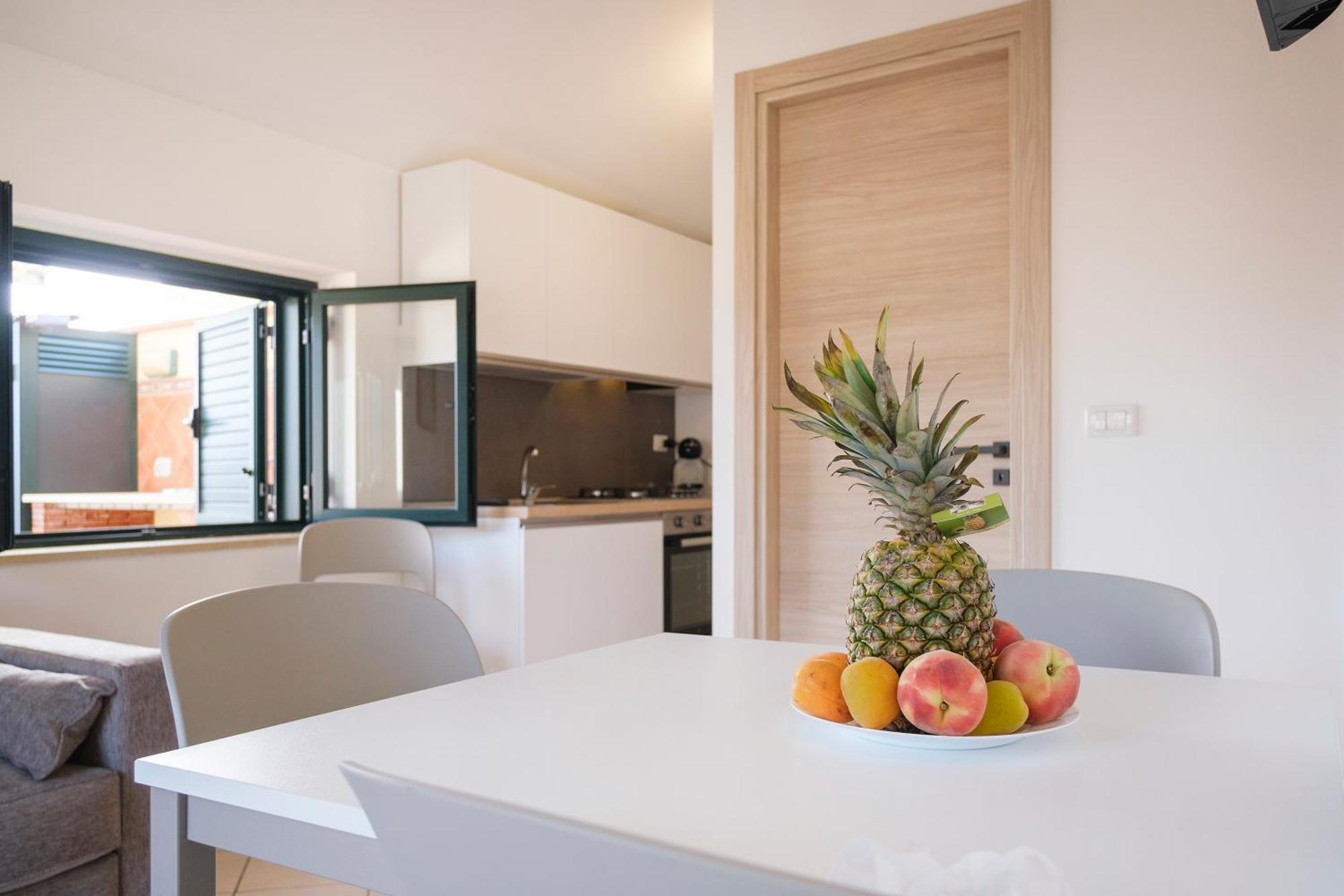 Magico Apartments - 450M Dalla Spiaggia Capo d'Orlando Bagian luar foto