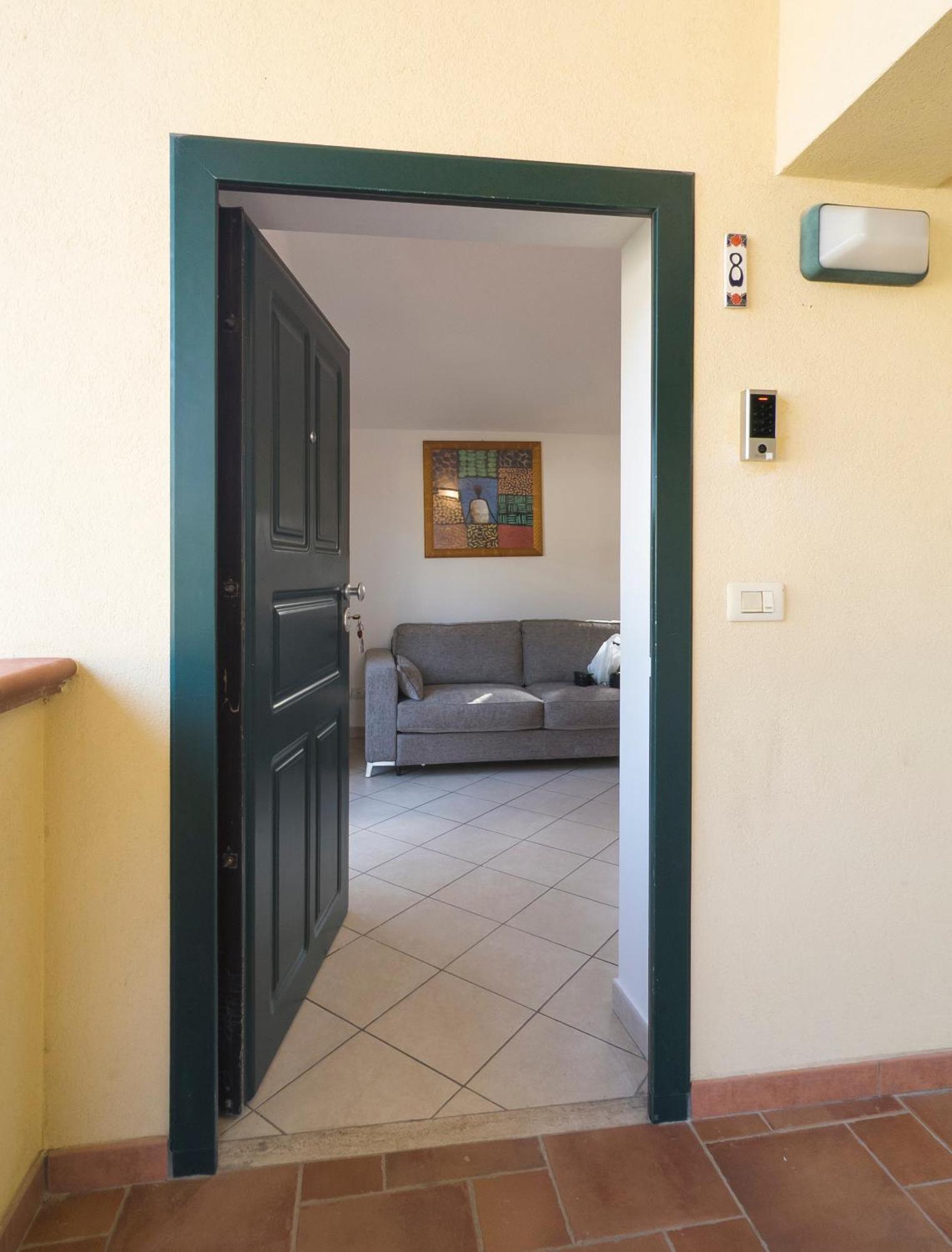Magico Apartments - 450M Dalla Spiaggia Capo d'Orlando Bagian luar foto