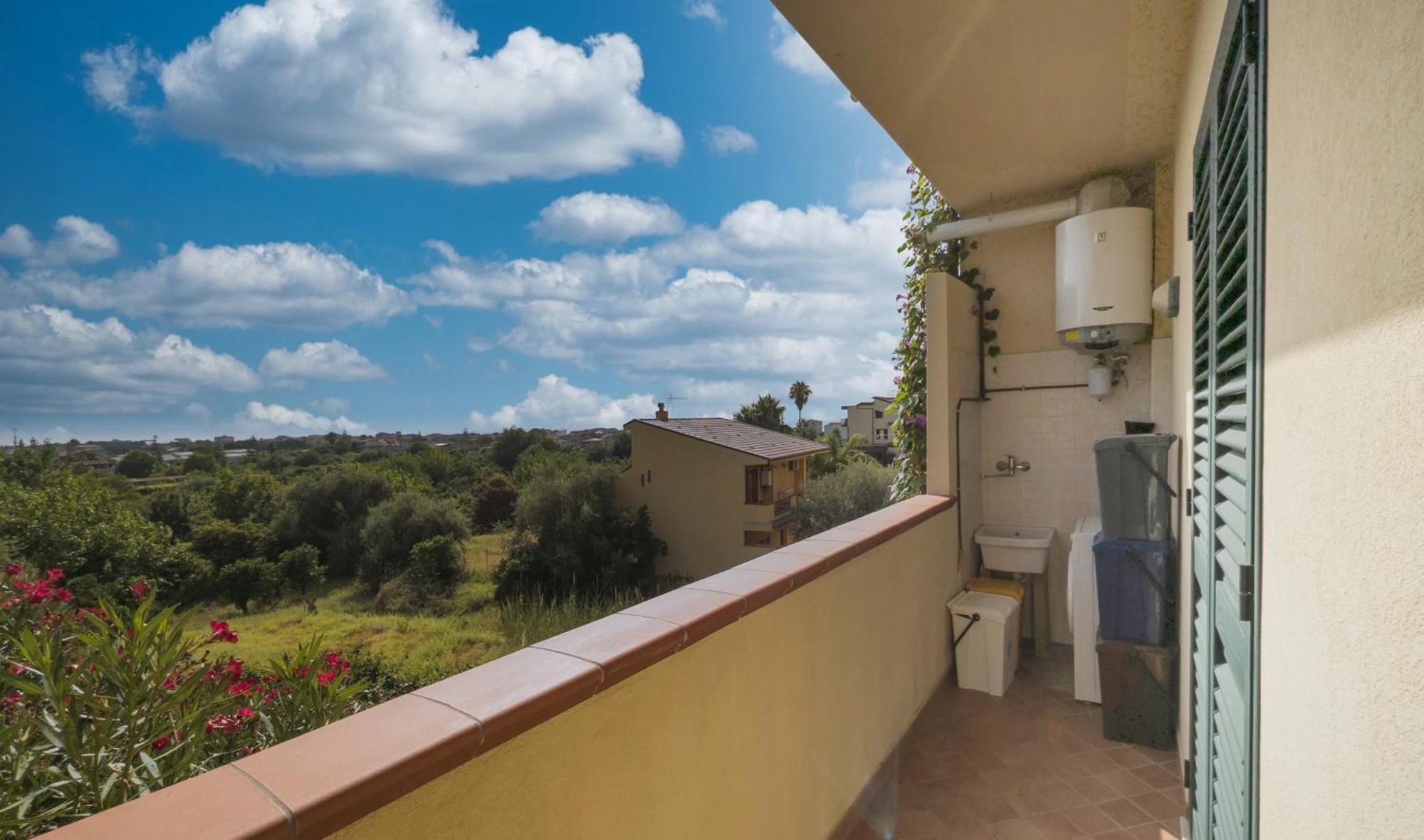 Magico Apartments - 450M Dalla Spiaggia Capo d'Orlando Bagian luar foto
