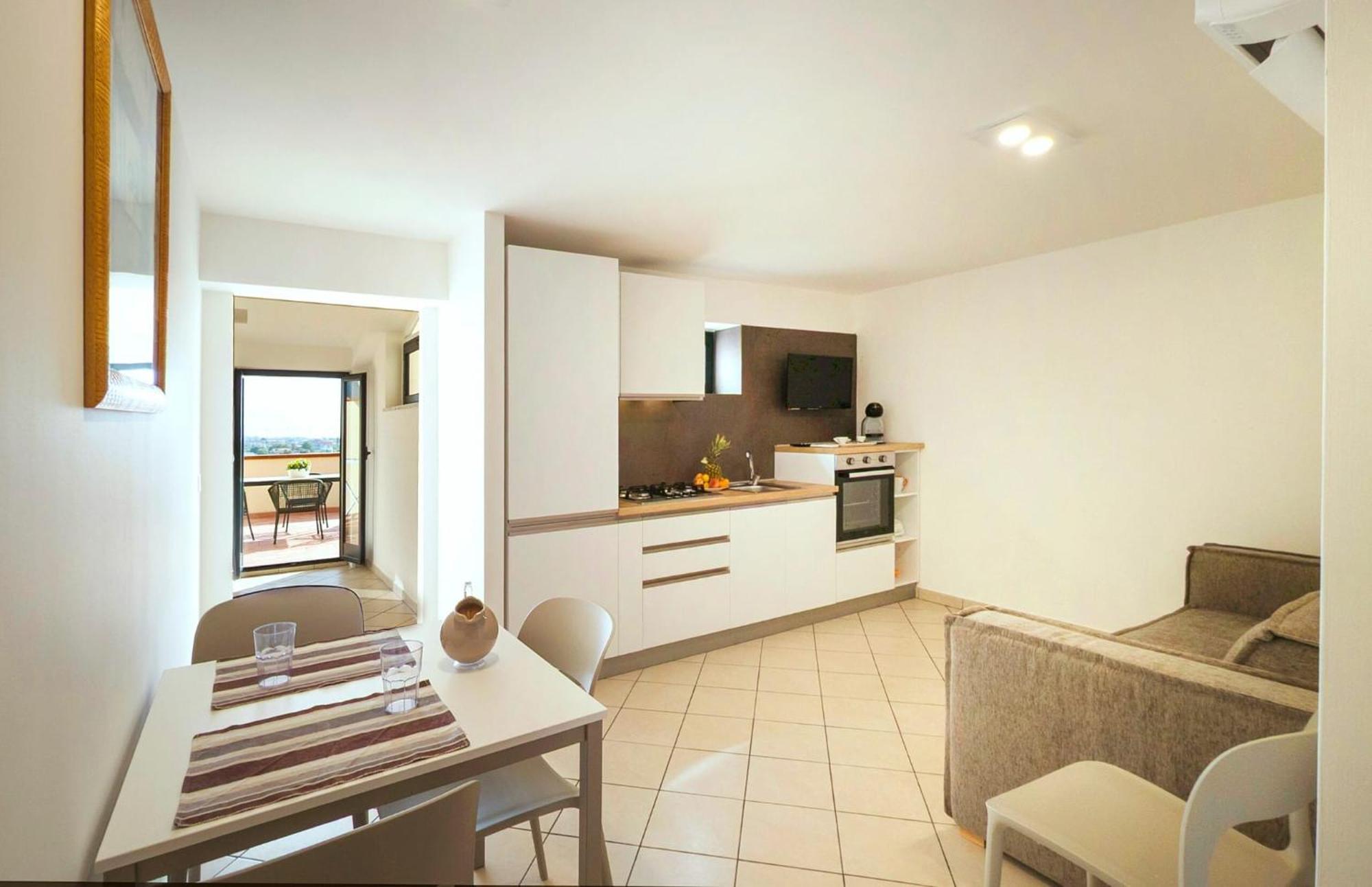 Magico Apartments - 450M Dalla Spiaggia Capo d'Orlando Bagian luar foto